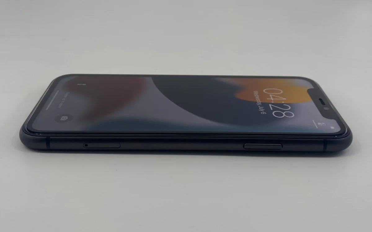 Original unlocked Apple iPhone 11 64GB/128GB/256GB 3110mAh dual 12MP camera A13 6.1 inch LCD screen IOS LTE 4G iphone11