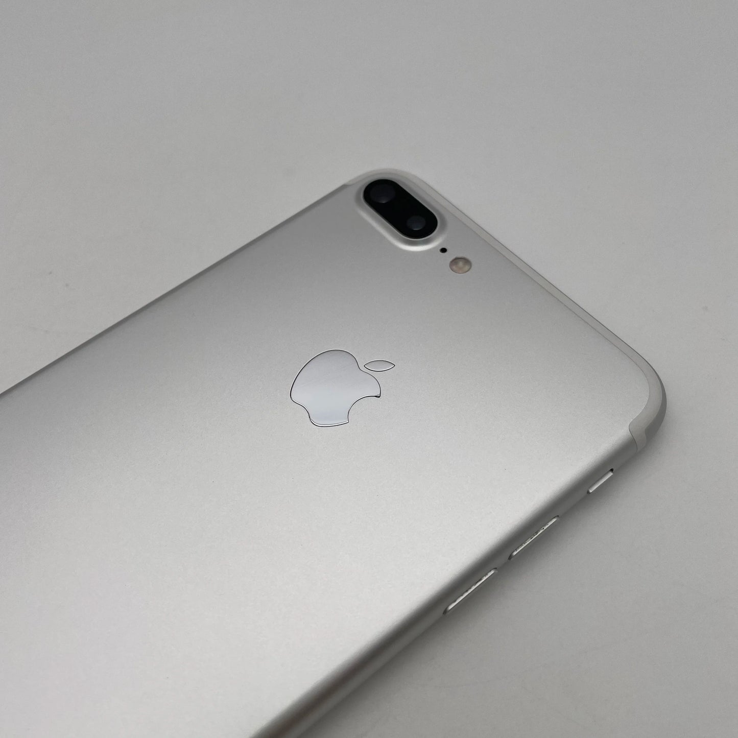 Apple iPhone 7 Plus Original Used Unlocked 4G Mobile Phone Wi-Fi 5.5" 32/128/256GB ROM 12MP Camera Hexa-core IOS NFC Smartphones