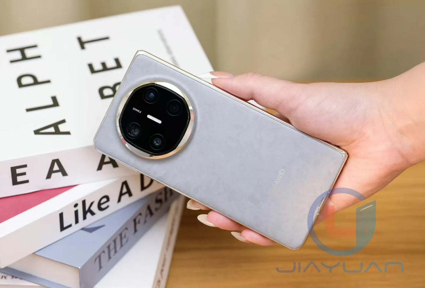 Original Huawei Mate X6 5G Foldable Phone 7.93 Inches Kunlun Glass 2 Folded Screen Kirin 9020 HarmonyOS 4.3 NFC Smartphone