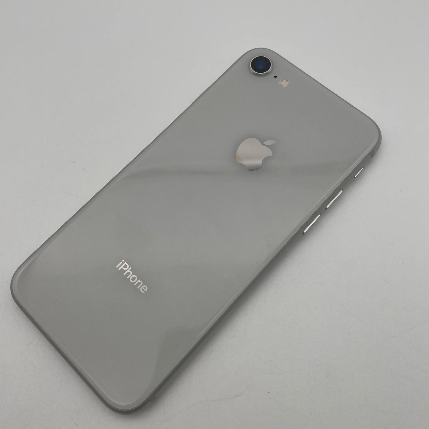 Apple iPhone 8 2GB RAM 64/256GB ROM Original Unlocked 4.7" Retina IPS LCD NFC 4G CellPhone Fast Shipping