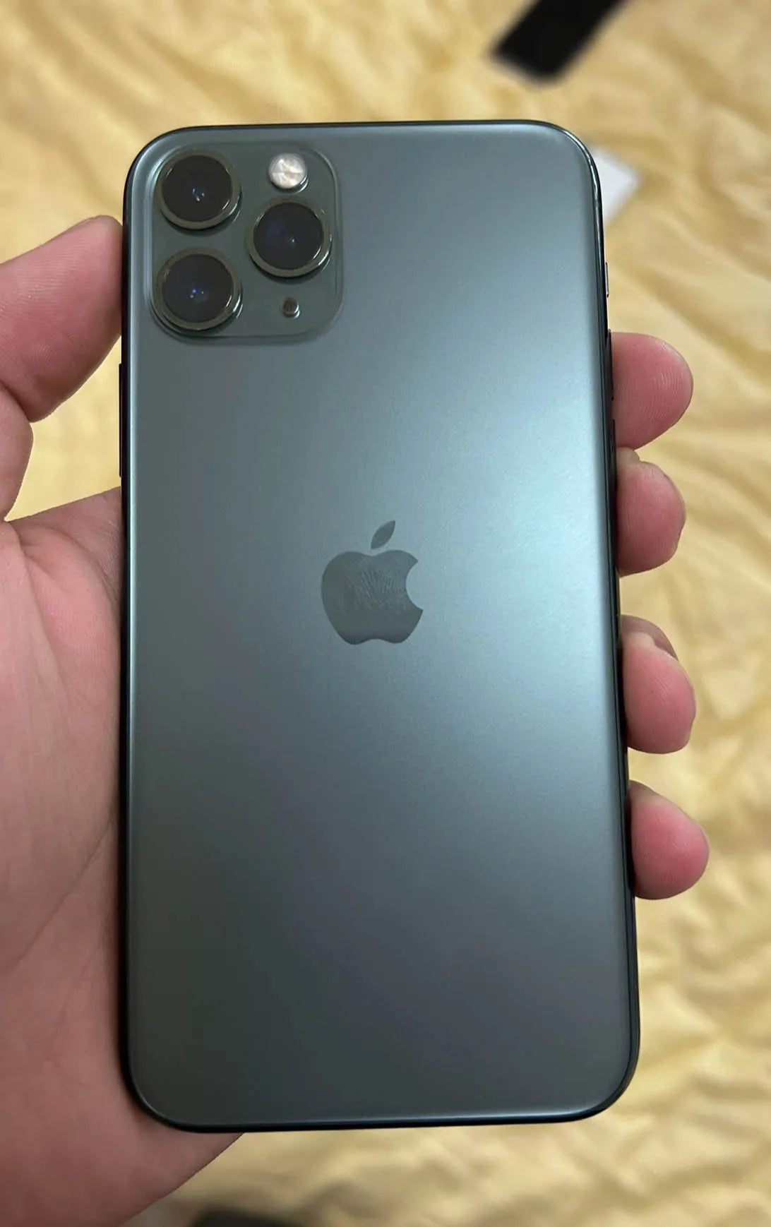Apple iPhone 11 Pro 4GB RAM 64/256GB ROM Original Unlocked 5.8" Super Retina XDR OLED Face ID NFC 4G Cell Phone Fast Shipping - Universal Market