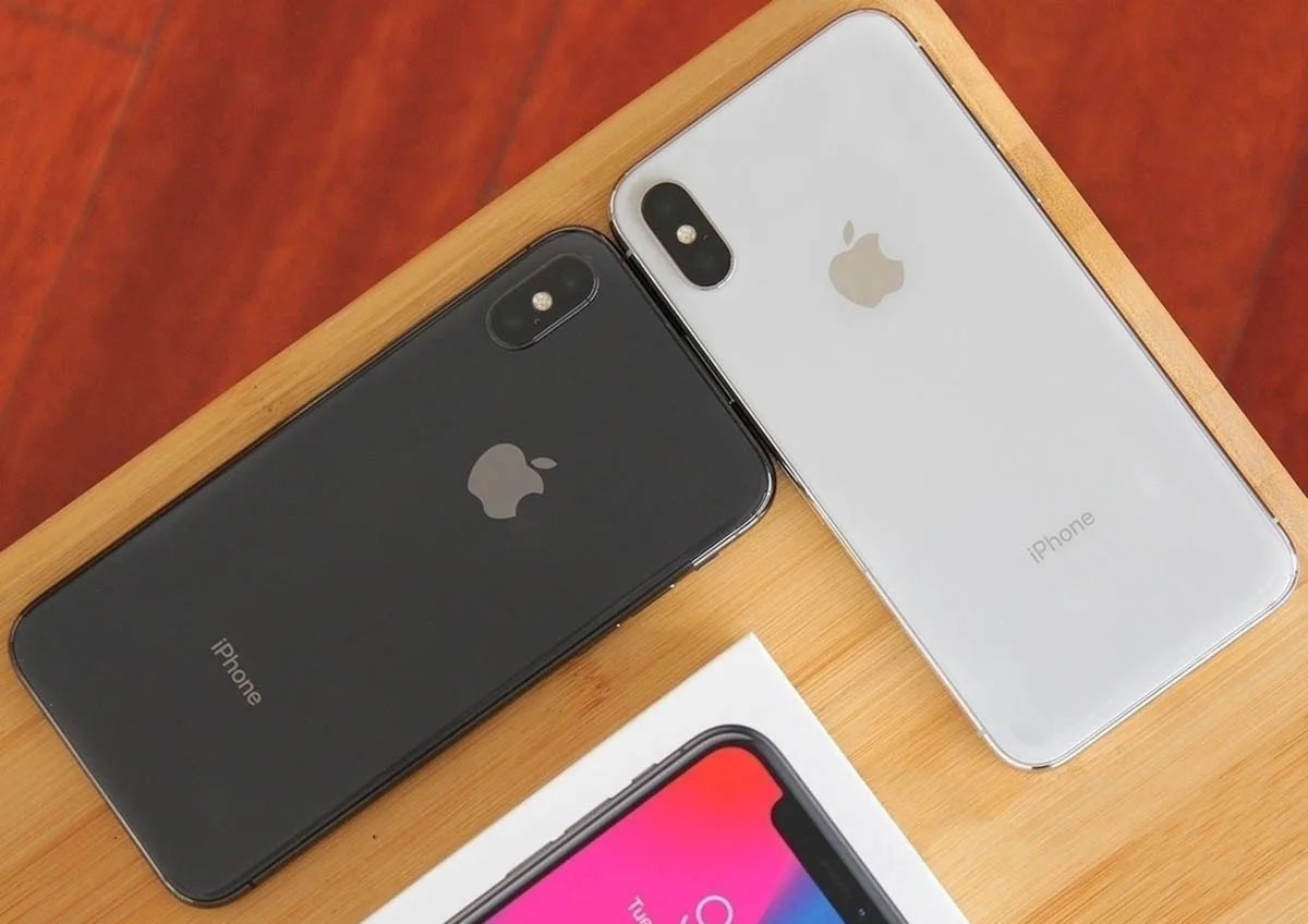 Original Unlocked Apple iPhone X 3GB RAM 64/256GB ROM 5.8" A11 Bionic Face ID NFC Super Retina XDR OLED Fast Shipping CellPhone - Universal Market