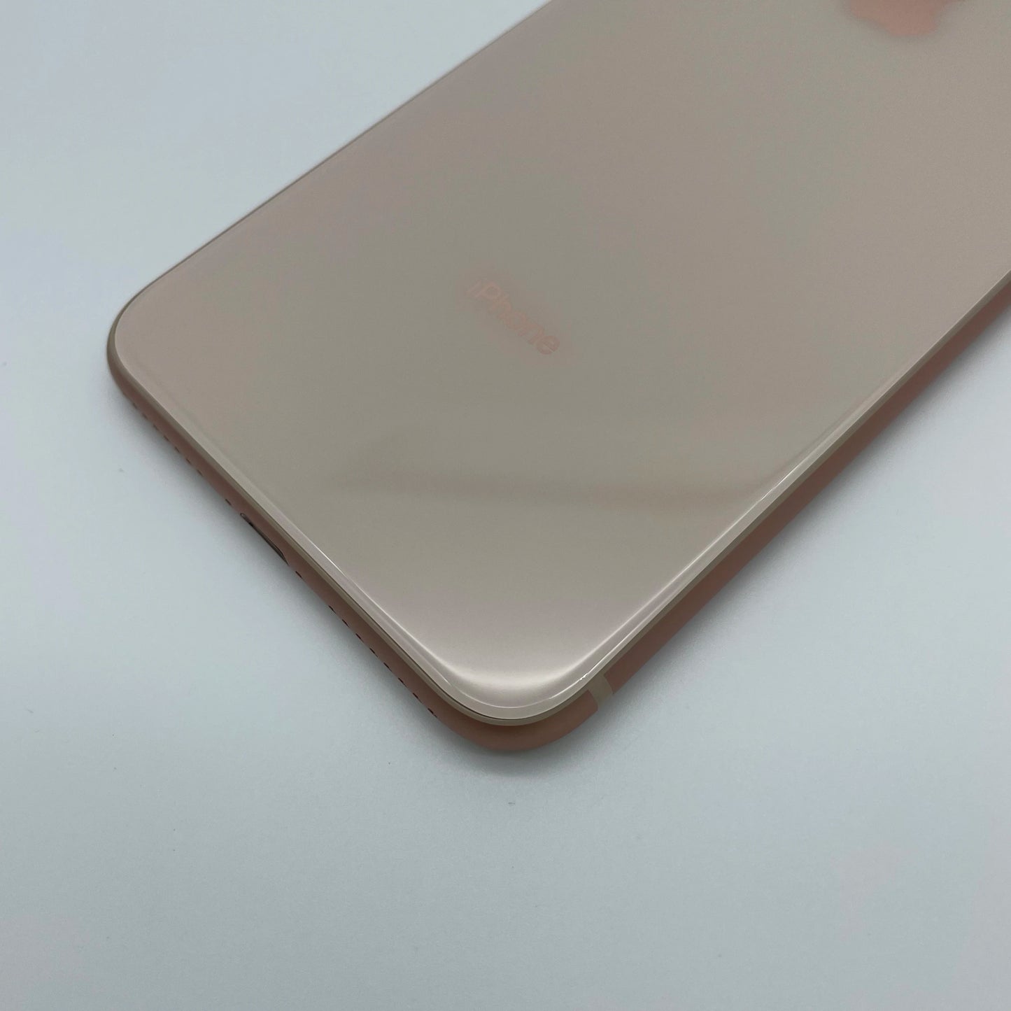 Apple iPhone 8 Plus 3GB RAM 64/256GB ROM Original Unlocked 5.5" Retina IPS LCD NFC 4G CellPhone Fast Shipping