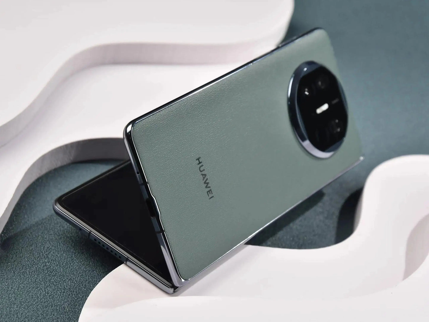 Original Huawei Mate X5 Folded Screen 5G Mobile Phone 7.85" Kunlun Glass Screen HarmonyOS 4.0 Kirin 9000S Octa Core Smartphone